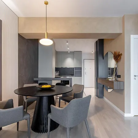 דירה Urbanstay - Prime Location Designer *