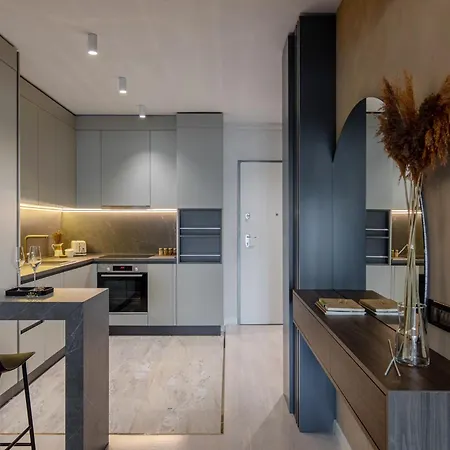 Apartment Urbanstay - Prime Location Designer