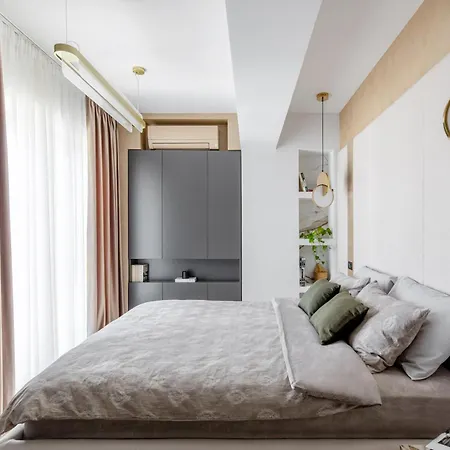 Apartment Urbanstay - Prime Location Designer